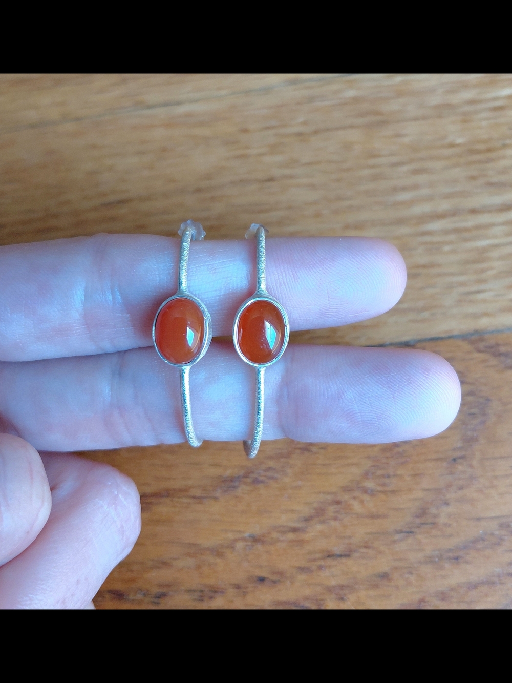 Red Carnelian Gemstone 925 Sterling Silver Textured Metal Hanging Earrings